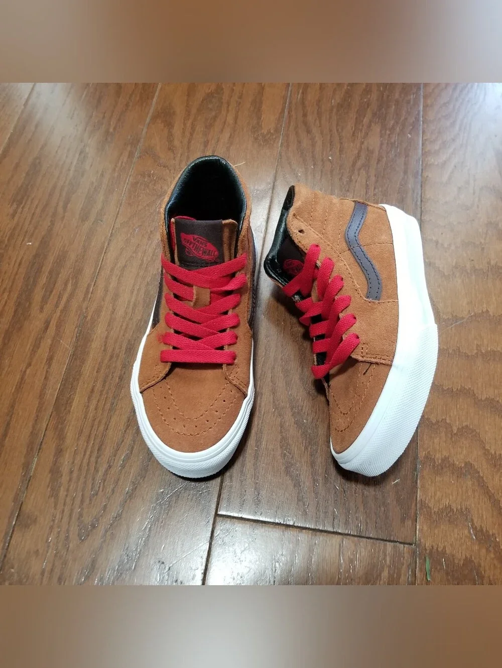 NEW! Vans Kids' Brown Suede High-Top Sneakers with Red Laces Sk8-hi Sz 12 NWT